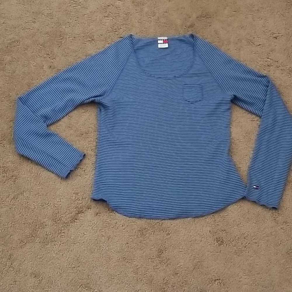 Tommy Hilfiger womens long sleeved tee.